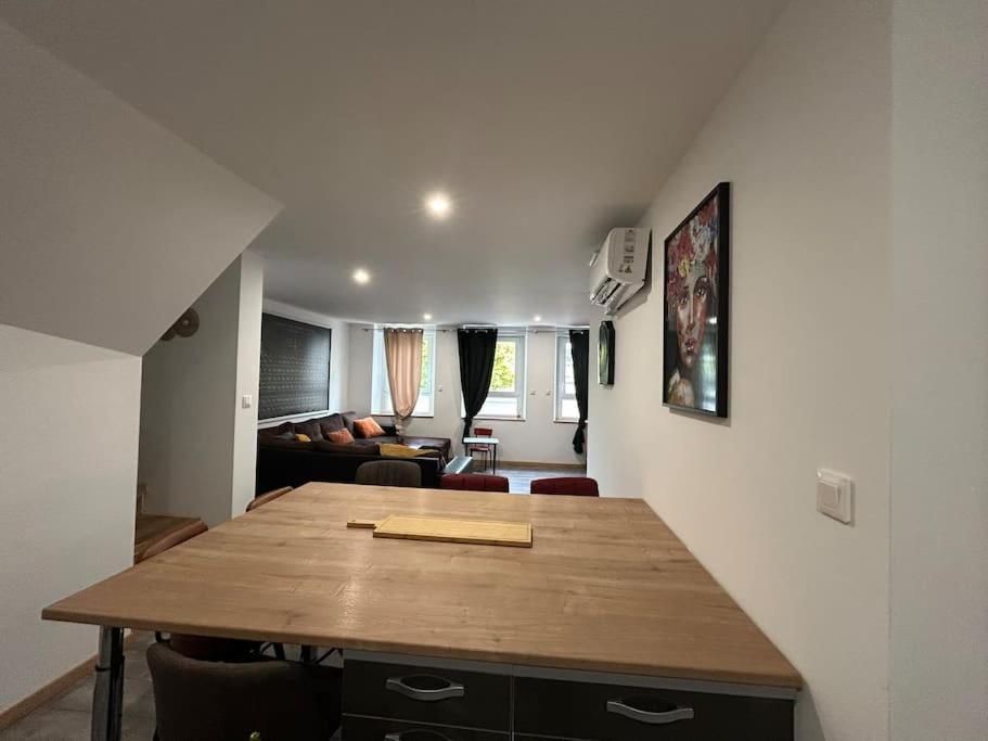 Appart Pro & Famille Verdun-sur-Meuse ภายนอก รูปภาพ